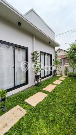 Jual Rumah Luas Elegan Dengan View Cantik di Bintaro, Tangerang Selatan Jual Rumah Luas Elegan Dengan View Cantik di Bintaro, Tangerang Selatan
