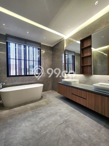 Rumah Luxury Modern Tanpa Renovasi di Kemang Jakarta Selatan Rumah Luxury Modern Tanpa Renovasi di Kemang Jakarta Selatan