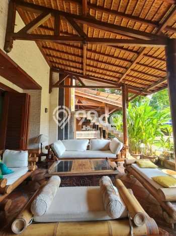 Hot Offer Hunian Mewah Ideal dan Luas di Ciputat Timur, Tangerang Selatan Hot Offer Hunian Mewah Ideal dan Luas di Ciputat Timur, Tangerang Selatan