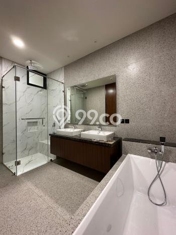 Dijual Rumah Mewah Elegan Dengan View Cantik di Kemang, Jakarta Selatan Dijual Rumah Mewah Elegan Dengan View Cantik di Kemang, Jakarta Selatan