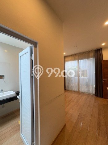Dijual Rumah Mewah Megah Dengan View Cantik di Tanjung Barat, Jakarta Selatan Dijual Rumah Mewah Megah Dengan View Cantik di Tanjung Barat, Jakarta Selatan