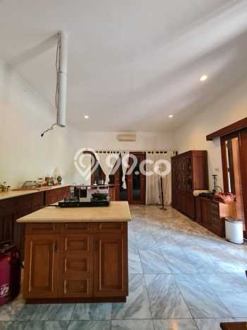Hot Offer Hunian Mewah Ideal dan Luas di Ciputat Timur, Tangerang Selatan Hot Offer Hunian Mewah Ideal dan Luas di Ciputat Timur, Tangerang Selatan