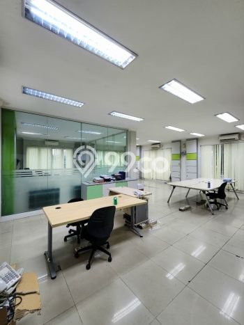 Ruko Dijual Lokasi Emas di Tebet Luas 525m2 Ruko Dijual Lokasi Emas di Tebet Luas 525m2