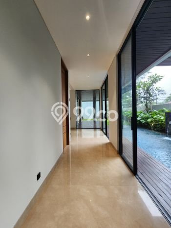 Rumah Luxury Modern Tanpa Renovasi di Kemang Jakarta Selatan Rumah Luxury Modern Tanpa Renovasi di Kemang Jakarta Selatan