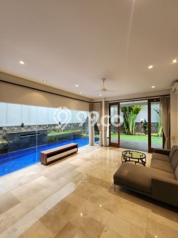 Rumah Elit Modern Siap Huni di Kemang Jakarta Selatan Rumah Elit Modern Siap Huni di Kemang Jakarta Selatan