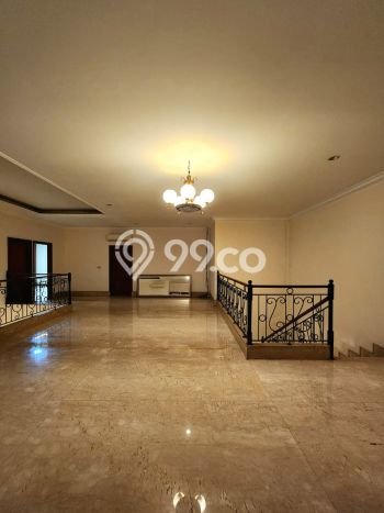 BEST DEAL! Rumah area , 6 KT, Dekat Pusat Kota, LT 1300m2m² LB 1000m2m² BEST DEAL! Rumah area , 6 KT, Dekat Pusat Kota, LT 1300m2m² LB 1000m2m²