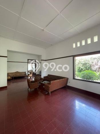 Best Deal Hunian Mewah Ideal dan Luas di Menteng, Jakarta Pusat Best Deal Hunian Mewah Ideal dan Luas di Menteng, Jakarta Pusat