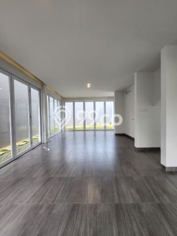 Hunian Elit LB 185m2 Siap Pakai Desain Elegan di Lebak Bulus, Jakarta Selatan Hunian Elit LB 185m2 Siap Pakai Desain Elegan di Lebak Bulus, Jakarta Selatan