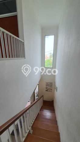 Rumah Modern 3 KT di Rempoa Tangerang Selatan Semi Furnished Rumah Modern 3 KT di Rempoa Tangerang Selatan Semi Furnished