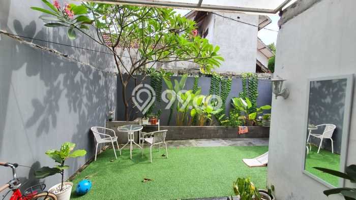 Rumah Modern 3 KT di Rempoa Tangerang Selatan Semi Furnished Rumah Modern 3 KT di Rempoa Tangerang Selatan Semi Furnished