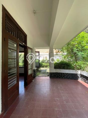 Best Deal Hunian Mewah Ideal dan Luas di Menteng, Jakarta Pusat Best Deal Hunian Mewah Ideal dan Luas di Menteng, Jakarta Pusat