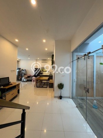 Dijual Rumah Mewah Megah Dengan View Cantik di Tanjung Barat, Jakarta Selatan Dijual Rumah Mewah Megah Dengan View Cantik di Tanjung Barat, Jakarta Selatan