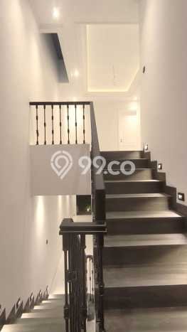 Dijual Rumah Premium dengan Fasilitas Sekitar Komplit di Cempaka Putih, Jakarta Pusat Dijual Rumah Premium dengan Fasilitas Sekitar Komplit di Cempaka Putih, Jakarta Pusat