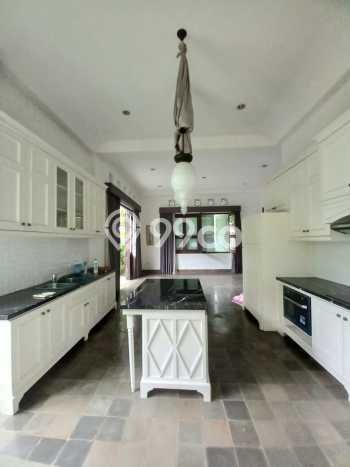 Dijual Rumah Elit Exclusive di Menteng, Jakarta Pusat Dijual Rumah Elit Exclusive di Menteng, Jakarta Pusat