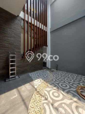 Ready to Use! Luxury House LT 535m2 Desain Modern di Bintaro Ready to Use! Luxury House LT 535m2 Desain Modern di Bintaro