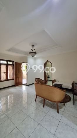 Jual Rumah Eksklusif 4 KT di Bintaro, Tangerang Selatan Jual Rumah Eksklusif 4 KT di Bintaro, Tangerang Selatan