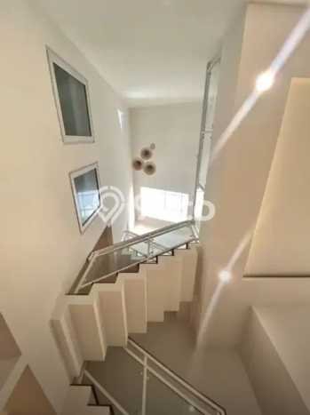 Rumah Luxury Modern Tanpa Renovasi di Petukangan Jakarta Selatan Rumah Luxury Modern Tanpa Renovasi di Petukangan Jakarta Selatan