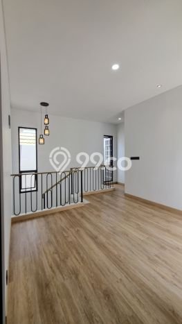 Hunian Mewah LB 140m2 Siap Huni Desain Elegan di Bintaro, Tangerang Selatan Hunian Mewah LB 140m2 Siap Huni Desain Elegan di Bintaro, Tangerang Selatan