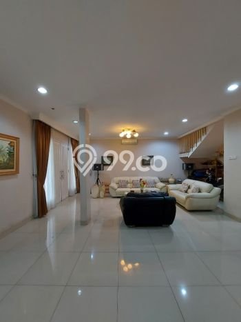 Rumah Elit LB 400m2 Siap Pakai Desain Elegan di Bintaro, Tangerang Selatan Rumah Elit LB 400m2 Siap Pakai Desain Elegan di Bintaro, Tangerang Selatan