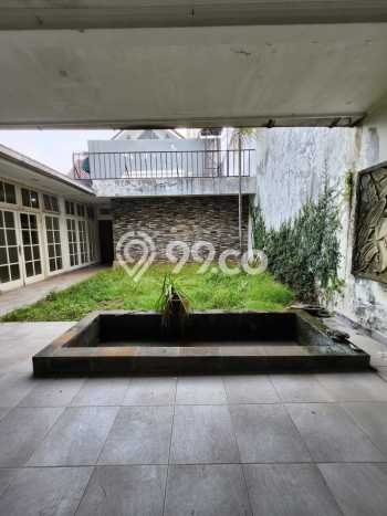 Rumah Mewah LB 389m2 Siap Pakai Desain Elegan di Cipete, Jakarta Selatan Rumah Mewah LB 389m2 Siap Pakai Desain Elegan di Cipete, Jakarta Selatan