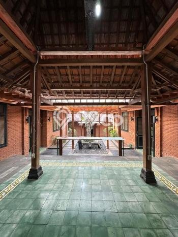 Hunian Super Elit dengan Akses Paling Strategis di Bintaro, Tangerang Selatan Hunian Super Elit dengan Akses Paling Strategis di Bintaro, Tangerang Selatan