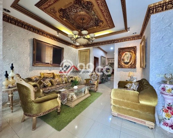 Rumah Premium di Jakarta Selatan Strategis Kondisi Terawat Rumah Premium di Jakarta Selatan Strategis Kondisi Terawat