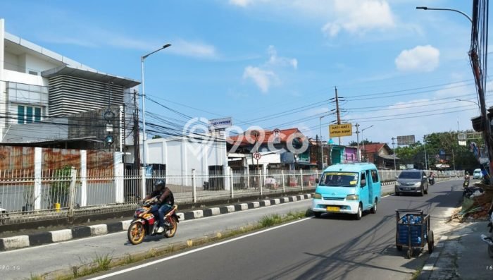 AREA PREMIUM! Gudang Kawasan Pulo Gadung, Luas 750m2m², Area Strategis AREA PREMIUM! Gudang Kawasan Pulo Gadung, Luas 750m2m², Area Strategis