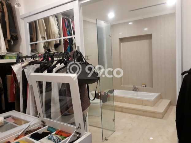 Siap Huni Rumah Mewah 5 Kamar di Pesanggrahan Dekat ke Mana Saja Siap Huni Rumah Mewah 5 Kamar di Pesanggrahan Dekat ke Mana Saja
