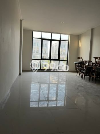 Jual Ruko Area Komersial di Kelapa Gading, Luas 270m2m², Jalan Raya Jual Ruko Area Komersial di Kelapa Gading, Luas 270m2m², Jalan Raya