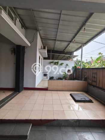 Rumah Modern 4 KT di Harapan Indah Bekasi Unfurnished Rumah Modern 4 KT di Harapan Indah Bekasi Unfurnished