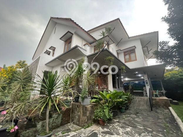 Hunian Mewah Dijual LT 1626m2 di Kramat Jati, Jakarta Timur Hunian Mewah Dijual LT 1626m2 di Kramat Jati, Jakarta Timur