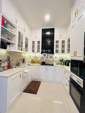 Rumah Elit LB 250m2 Siap Pakai Desain Elegan di Sektor 9-Bintaro, Tangerang Selatan Rumah Elit LB 250m2 Siap Pakai Desain Elegan di Sektor 9-Bintaro, Tangerang Selatan