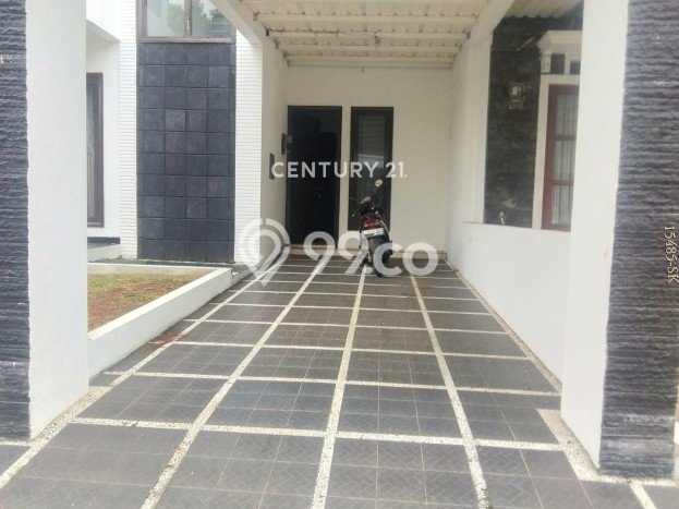 Rumah Mewah LB 220m2 Siap Huni Desain Elegan di BSD City, Tangerang Rumah Mewah LB 220m2 Siap Huni Desain Elegan di BSD City, Tangerang