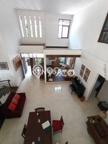 For Sale Rumah Elit Exclusive di Ciputat, Tangerang Selatan For Sale Rumah Elit Exclusive di Ciputat, Tangerang Selatan