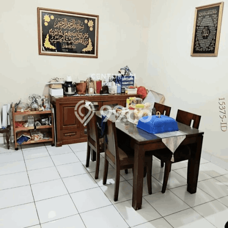 Hunian Elit LB 180m2 Siap Pakai Desain Elegan di Bintaro, Tangerang Selatan Hunian Elit LB 180m2 Siap Pakai Desain Elegan di Bintaro, Tangerang Selatan