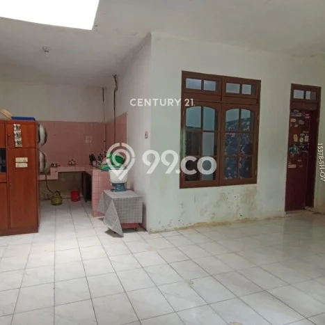 Rumah Mewah LB 200m2 Siap Pakai Desain Elegan di Bintaro, Tangerang Selatan Rumah Mewah LB 200m2 Siap Pakai Desain Elegan di Bintaro, Tangerang Selatan