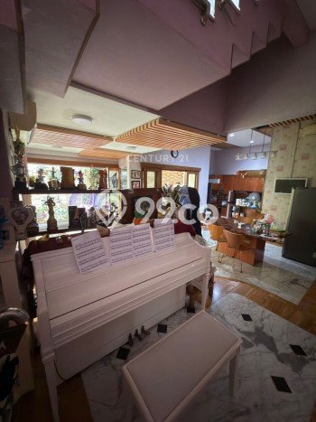 Dijual Rumah Luas Elegan Dengan View Cantik di Sektor 9-Bintaro, Tangerang Selatan Dijual Rumah Luas Elegan Dengan View Cantik di Sektor 9-Bintaro, Tangerang Selatan
