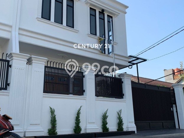 Rumah Minimalis 4 Kamar LT 135m2 di Bintaro Rumah Minimalis 4 Kamar LT 135m2 di Bintaro