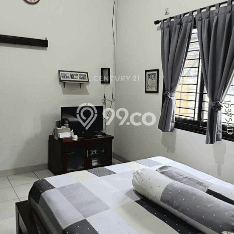 Hunian Elit LB 180m2 Siap Pakai Desain Elegan di Bintaro, Tangerang Selatan Hunian Elit LB 180m2 Siap Pakai Desain Elegan di Bintaro, Tangerang Selatan