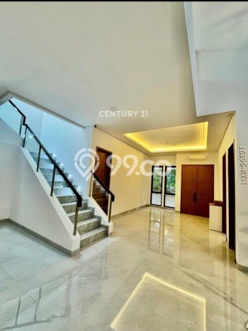 Ready to Use! Premium House LT 261m2 Desain Modern di BSD City Ready to Use! Premium House LT 261m2 Desain Modern di BSD City