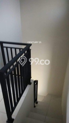 Rumah Strategis Modern Lb 75m2 di Ciputat, Tangerang Selatan Rumah Strategis Modern Lb 75m2 di Ciputat, Tangerang Selatan