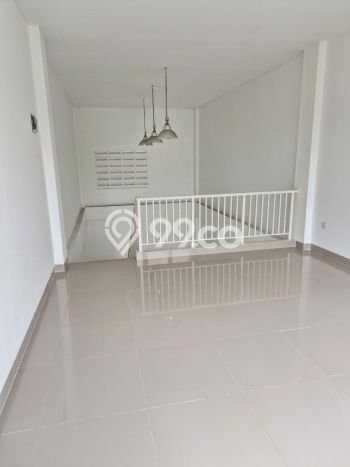 Ruko Dijual di Jakarta Barat LT 56m2 & LB 56m2 Lokasi Terbaik! Ruko Dijual di Jakarta Barat LT 56m2 & LB 56m2 Lokasi Terbaik!