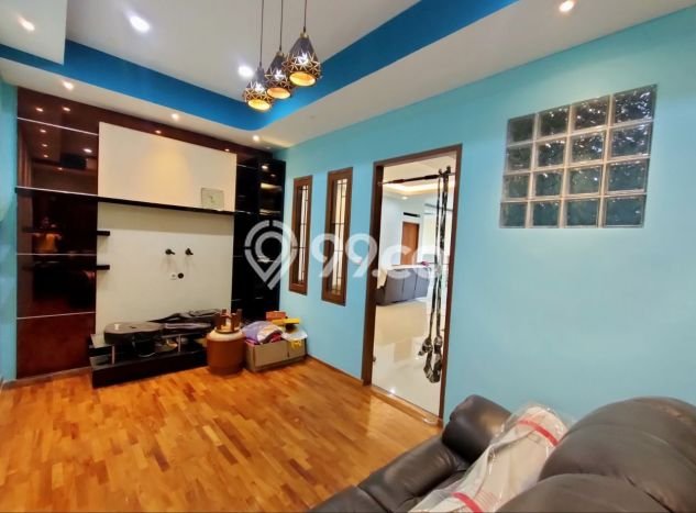Rumah Mewah Siap Huni LT 375m2 di Batununggal, Bandung Rumah Mewah Siap Huni LT 375m2 di Batununggal, Bandung