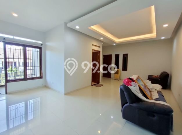 Rumah Mewah Siap Huni LT 375m2 di Batununggal, Bandung Rumah Mewah Siap Huni LT 375m2 di Batununggal, Bandung