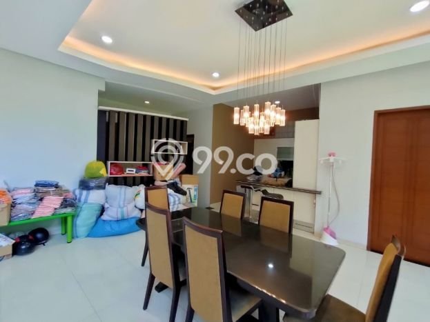 HARGA TERBAIK! Rumah Premium di Batununggal, LT 375m2m² LB 400m2m² HARGA TERBAIK! Rumah Premium di Batununggal, LT 375m2m² LB 400m2m²