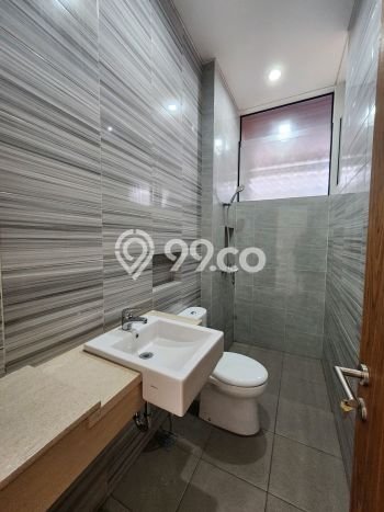 Hunian Mewah LB 378m2 Siap Huni Desain Elegan di Mekar Wangi, Bandung Hunian Mewah LB 378m2 Siap Huni Desain Elegan di Mekar Wangi, Bandung