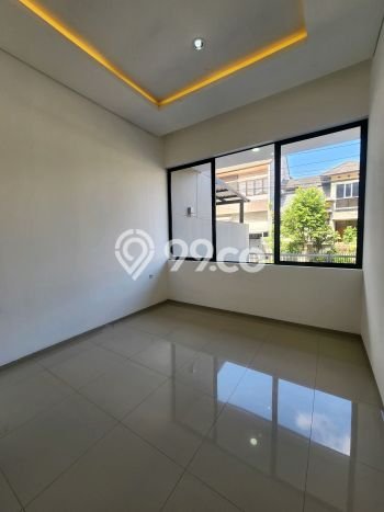 Rumah Mewah LB 208m2 Siap Pakai Desain Elegan di Mekar Wangi, Bandung Rumah Mewah LB 208m2 Siap Pakai Desain Elegan di Mekar Wangi, Bandung