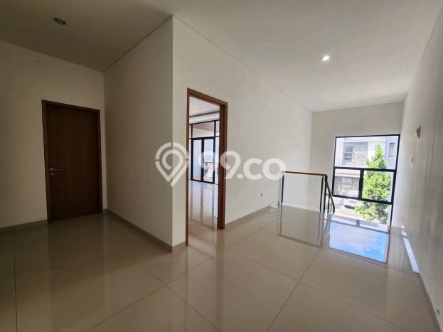 Hunian Mewah LB 378m2 Siap Huni Desain Elegan di Mekar Wangi, Bandung Hunian Mewah LB 378m2 Siap Huni Desain Elegan di Mekar Wangi, Bandung