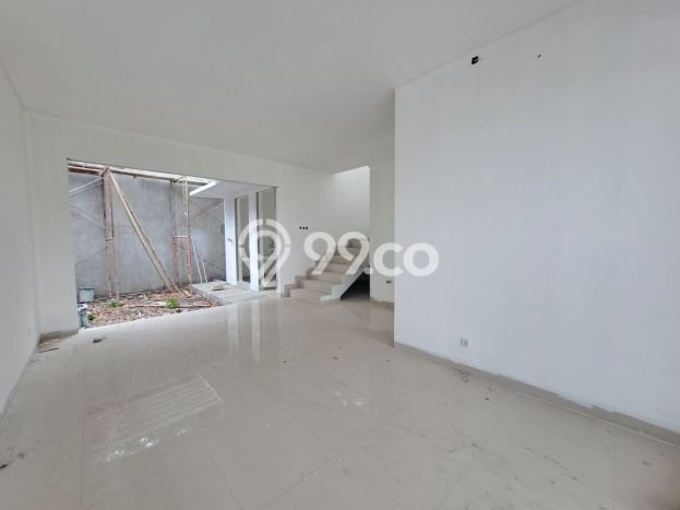 Jual Rumah Bagus Siap Huni LB 122m2 di Batununggal, Bandung Jual Rumah Bagus Siap Huni LB 122m2 di Batununggal, Bandung