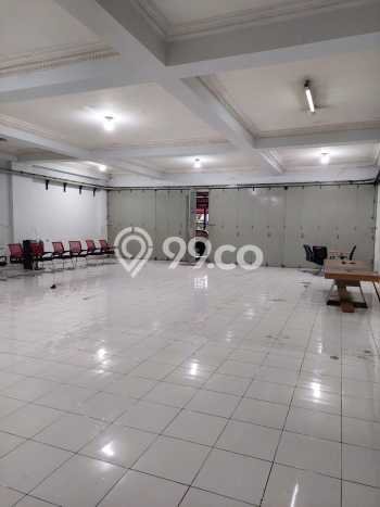 Disewakan Komersial di Pusat Kota Bandung Ramai Strategis Disewakan Komersial di Pusat Kota Bandung Ramai Strategis